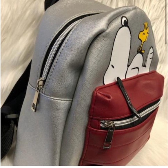 “NEW” Peanuts Snoopy & Woodstock dog house Mini backpack - Picture 4 of 8